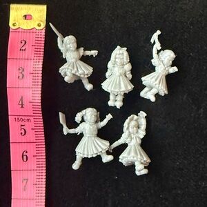 5 creepy doll miniatures with bases, 3D printed, roll play, D&D (B)